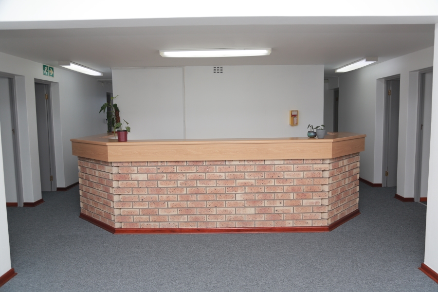 To Let commercial Property for Rent in Beacon Bay North Eastern Cape